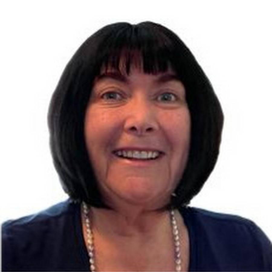 Connie Ragen Green - Online Marketing Expert and Strategist
